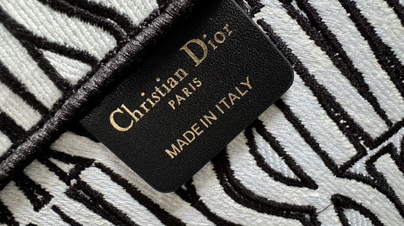 Christian Dior Shopping Bags